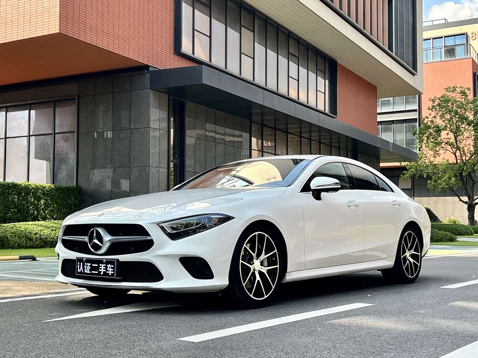Mercedes-Benz CLS