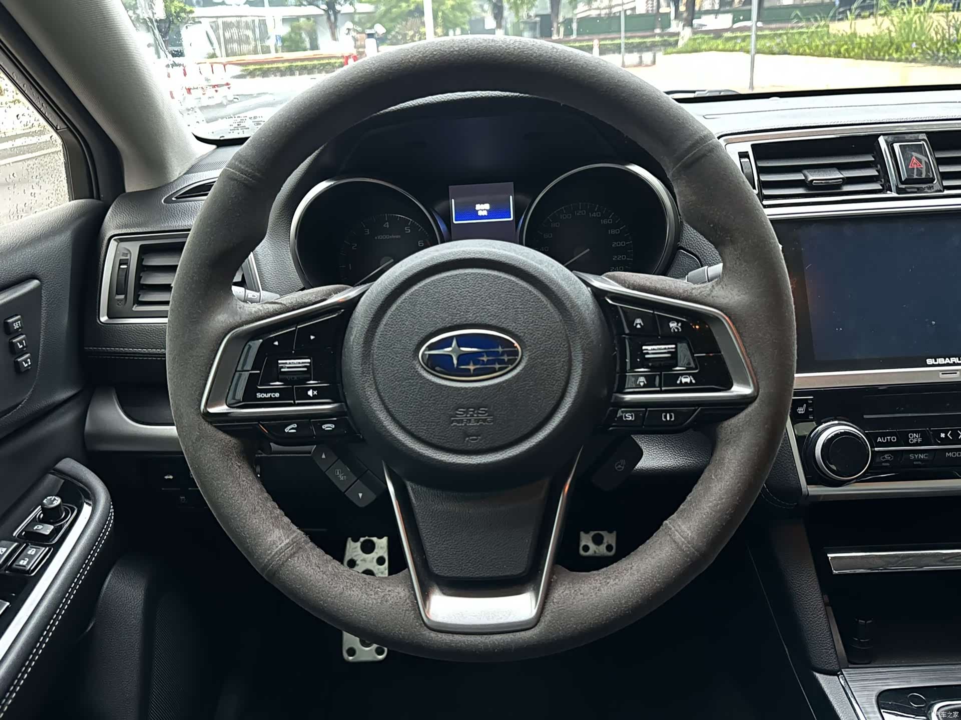 Subaru Legacy, 2020 8
