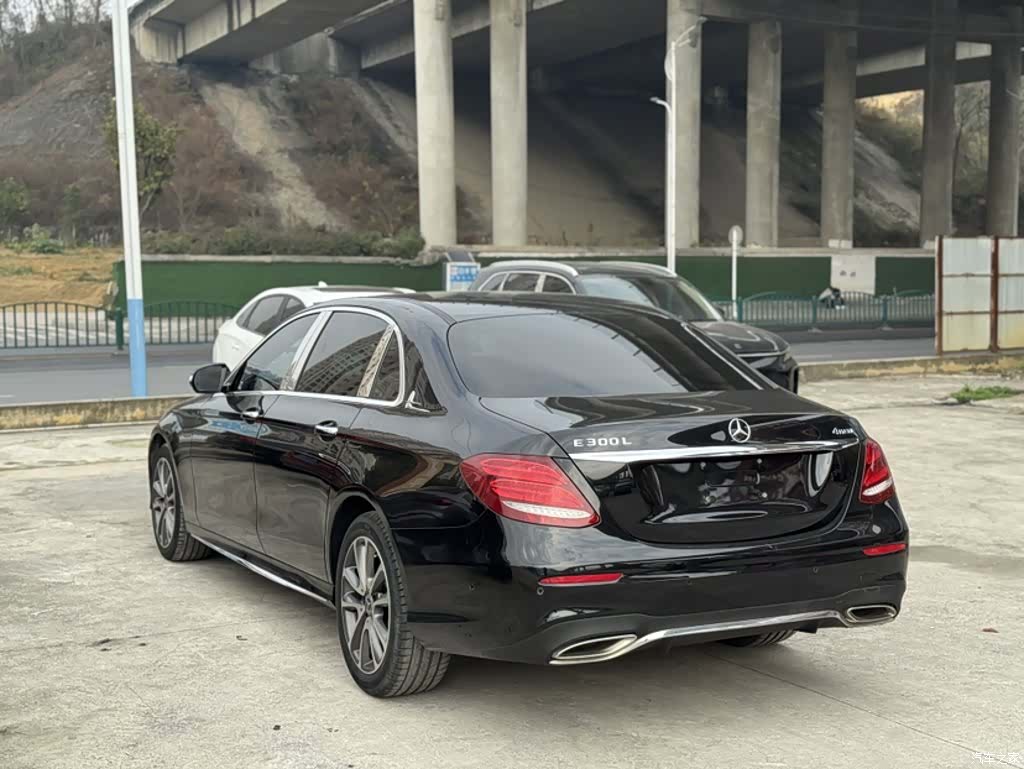 Mercedes-Benz E-Class, 2017 6