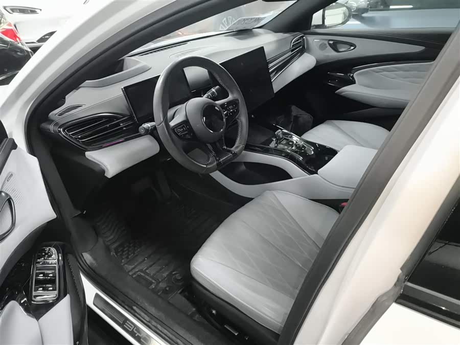 BYD Seal 2023, фото 16