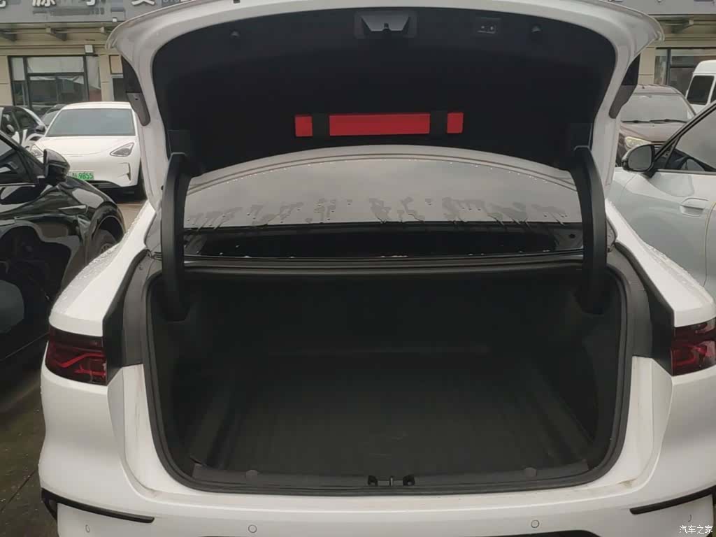 BYD Han, 2023 19