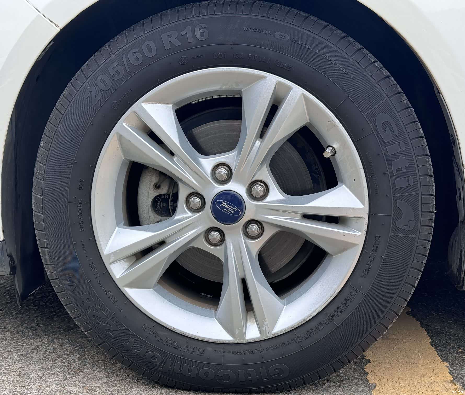 Ford Focus, 2014 9