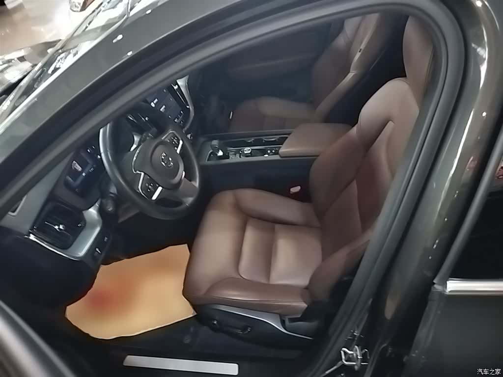 Volvo XC60, 2022 16
