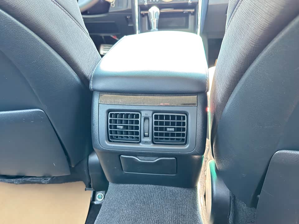 Toyota Reiz Toyota Reiz
