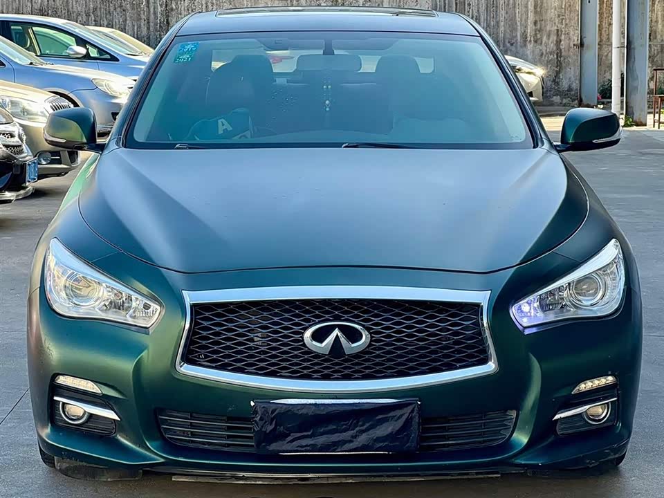 Infiniti Q50L