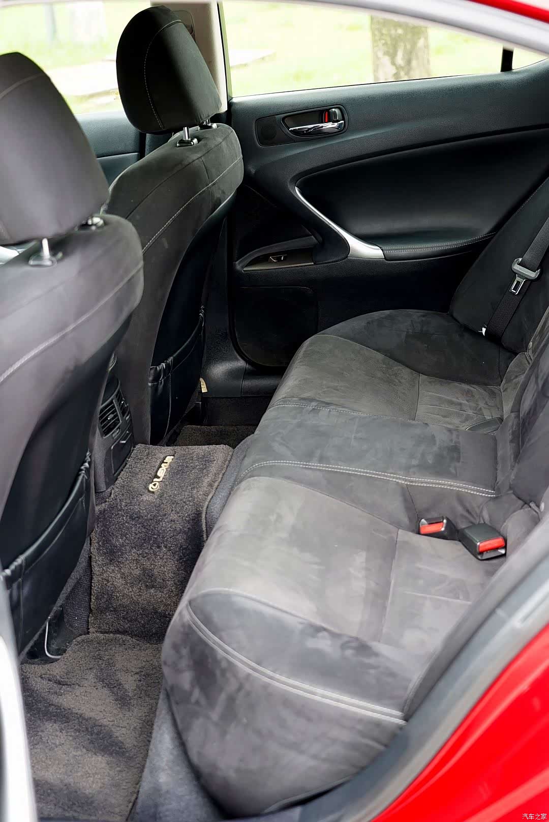 Lexus IS, 2010 15
