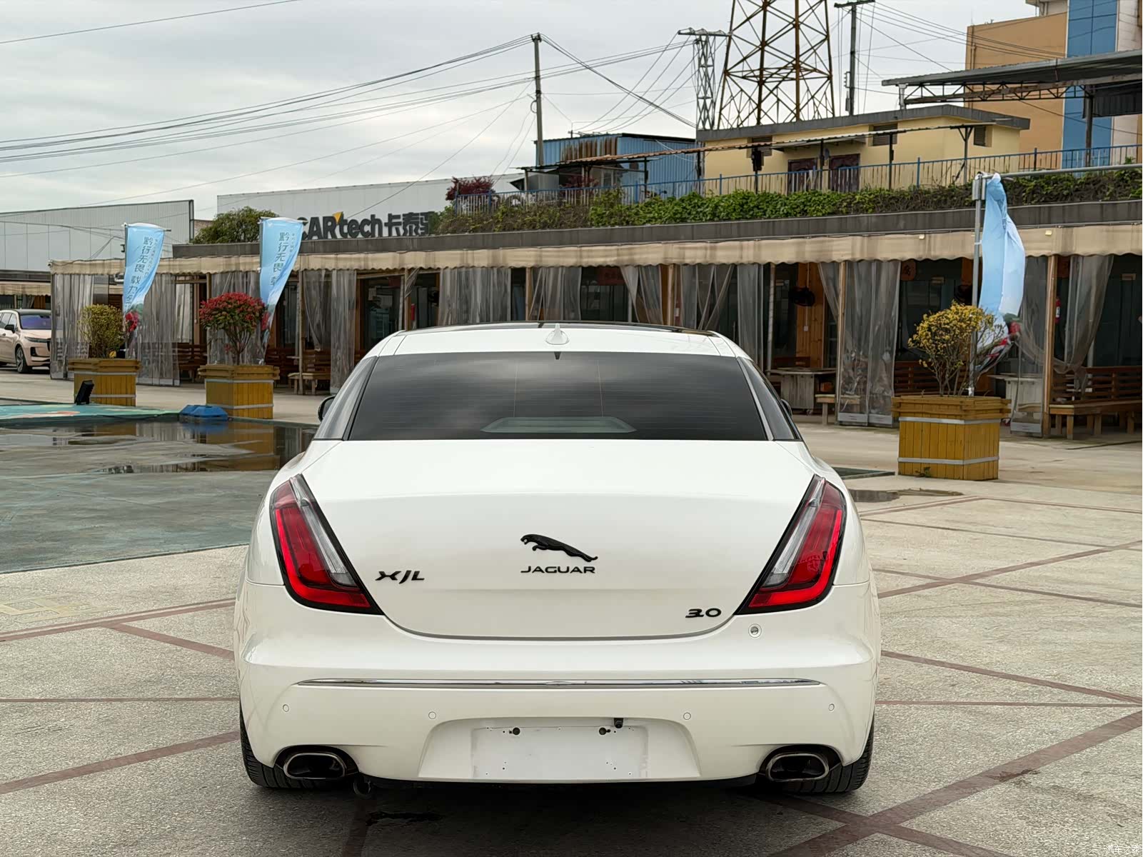 Jaguar XJ, 2015 15