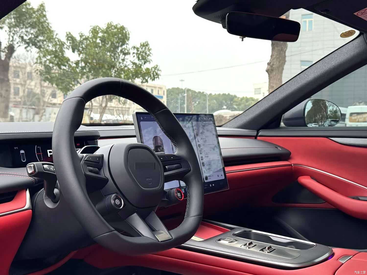 Xiaomi SU7, 2024 4