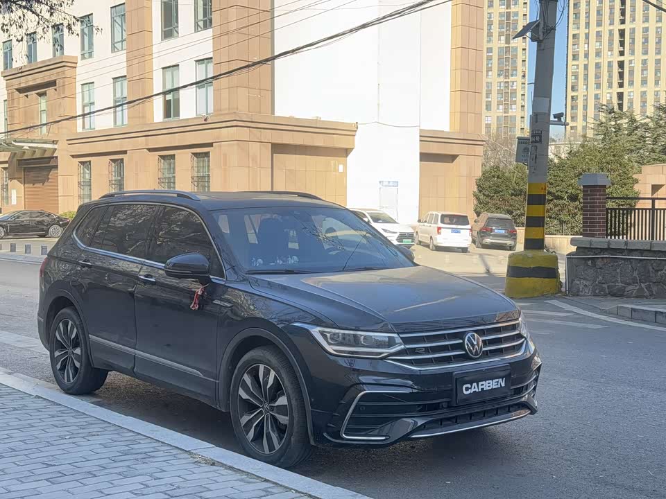 Volkswagen Tiguan L