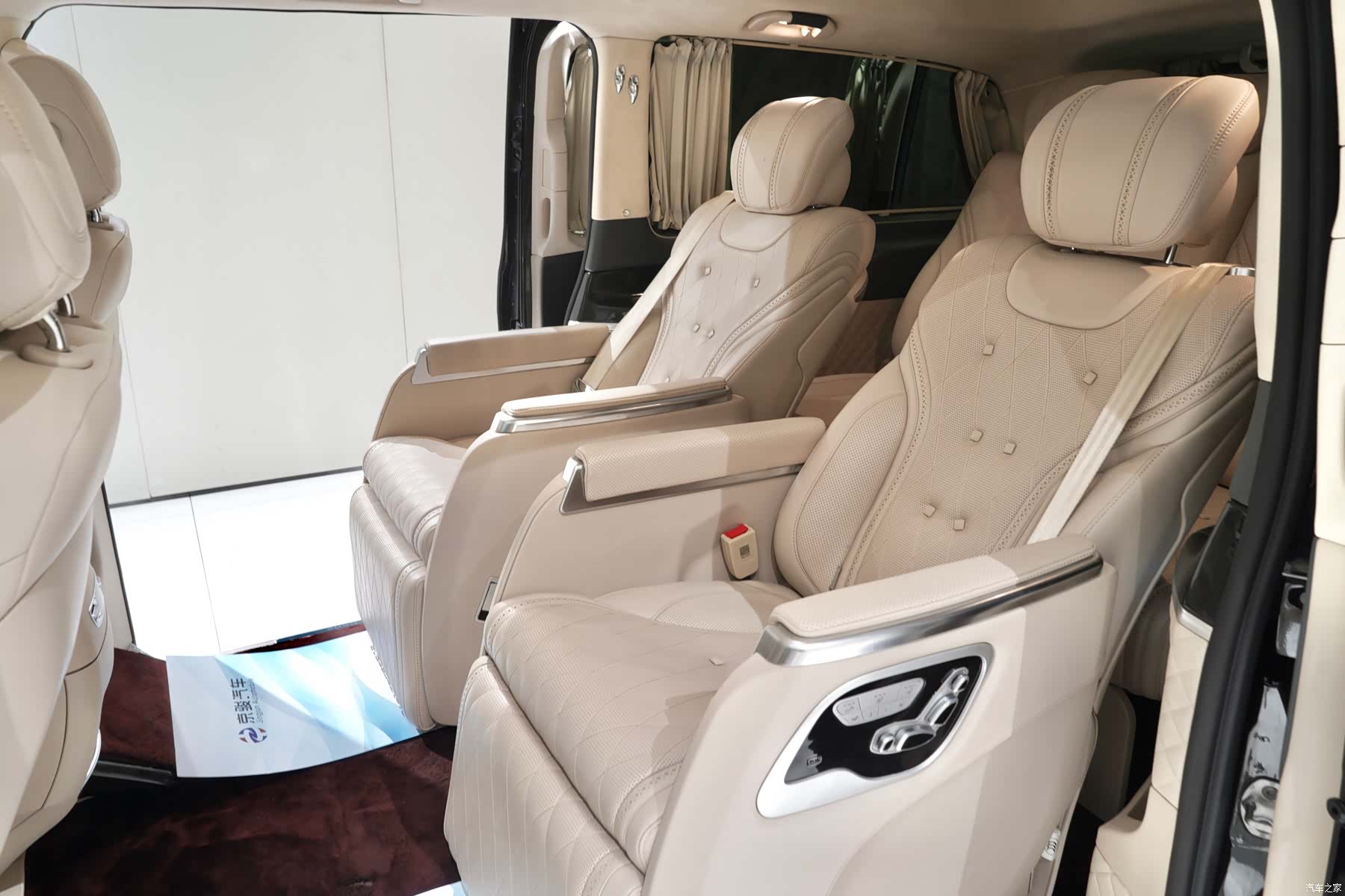 Mercedes-Benz V-Class, 2020 все фото