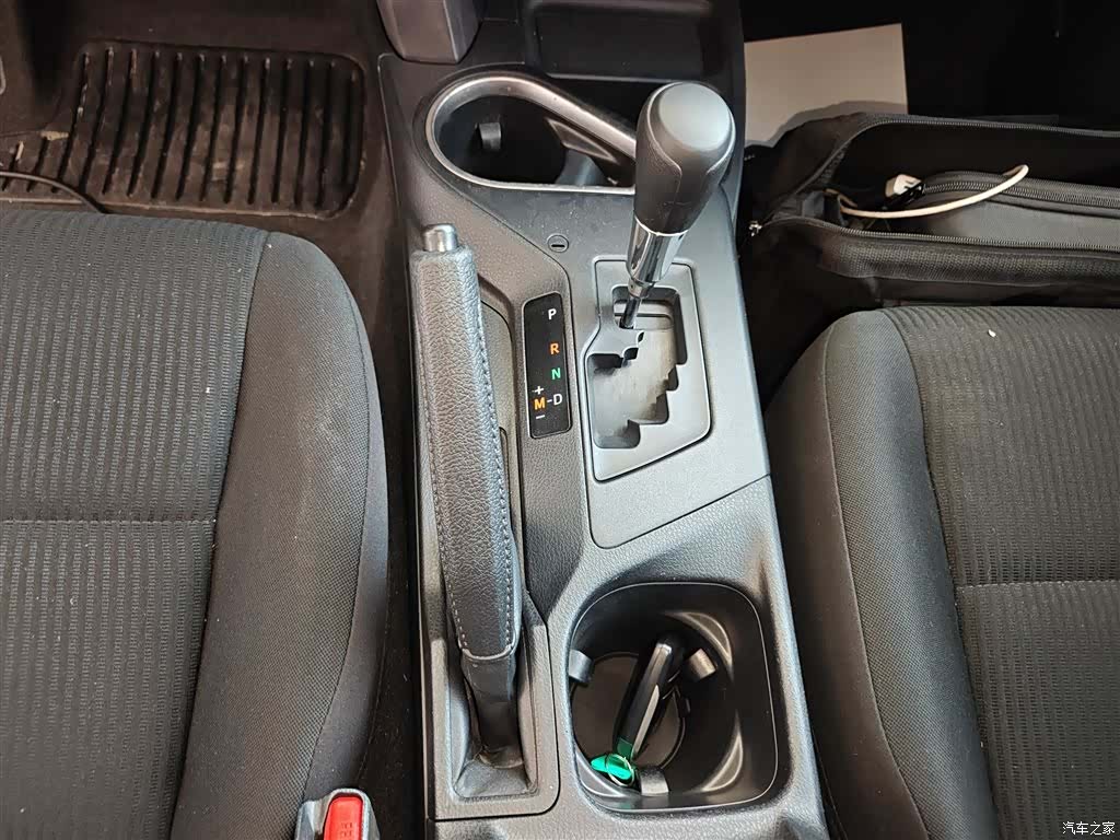 Toyota RAV4, 2018 13