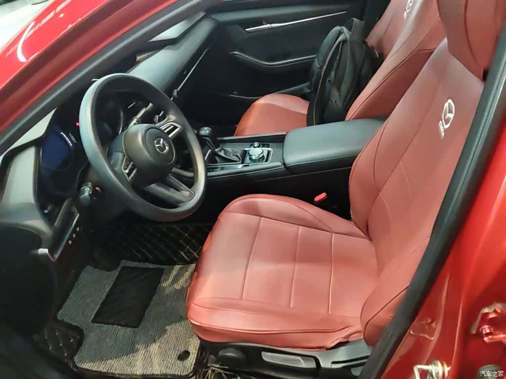 Mazda Mazda3, 2020 15