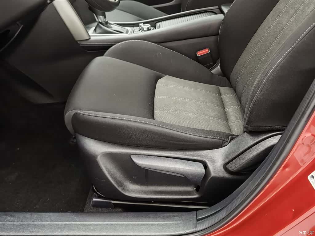 Mazda CX-4, 2019 20