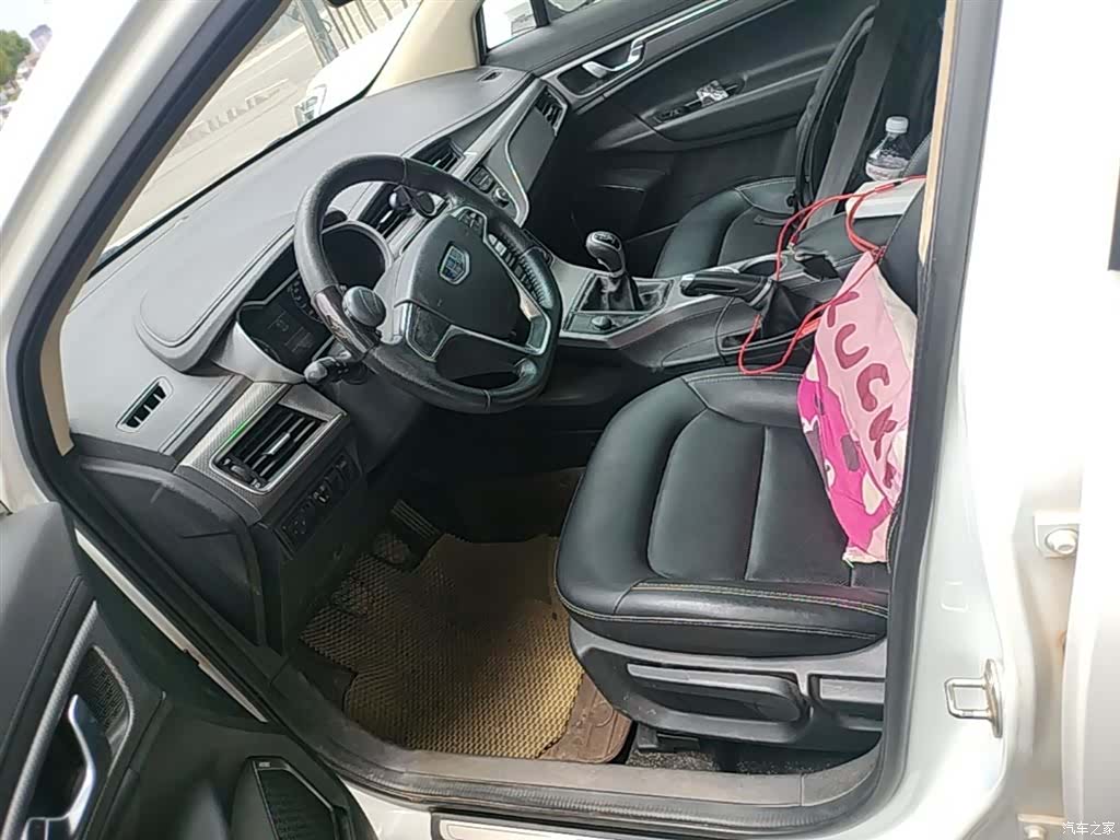 Geely Emgrand, 2016 15