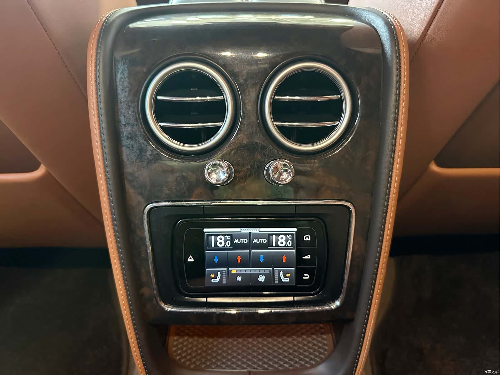 Bentley Flying Spur, 2018 16