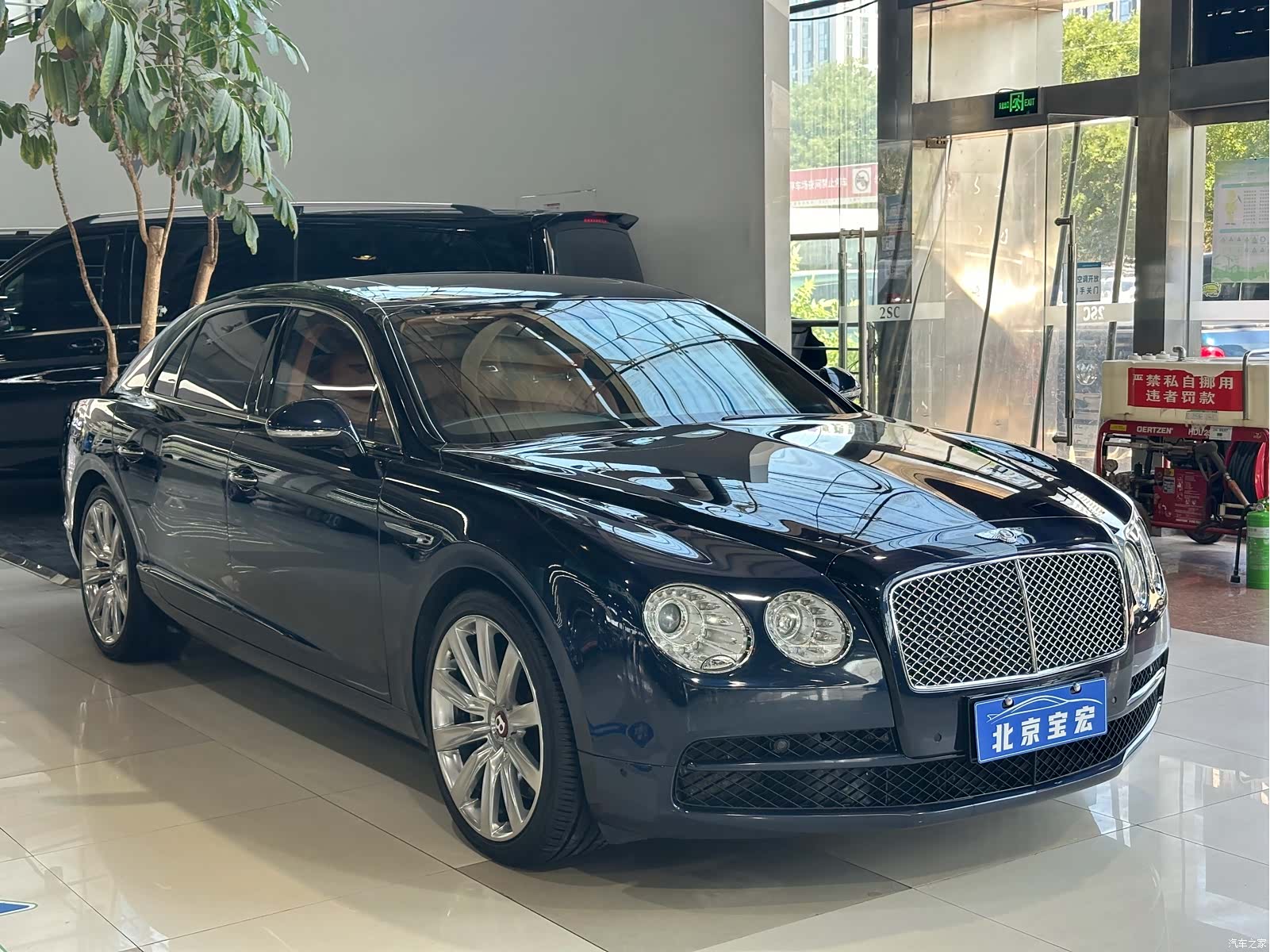 Bentley Flying Spur, 2018 3