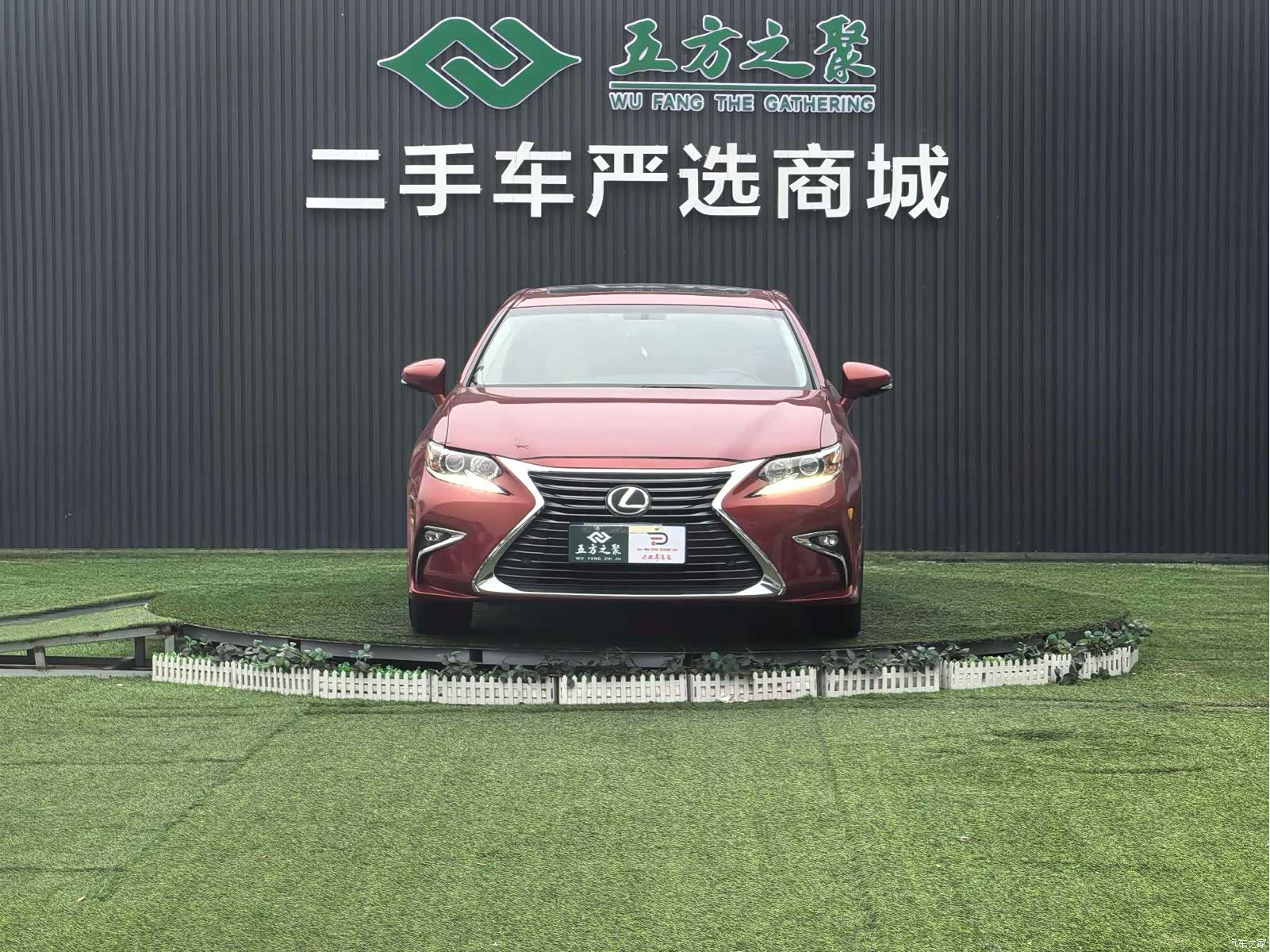 Lexus ES, 2018 2