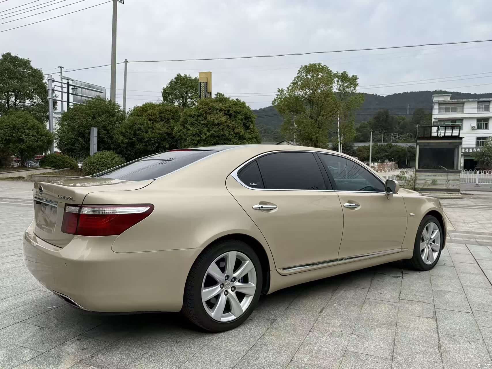 Lexus LS, 2007 6