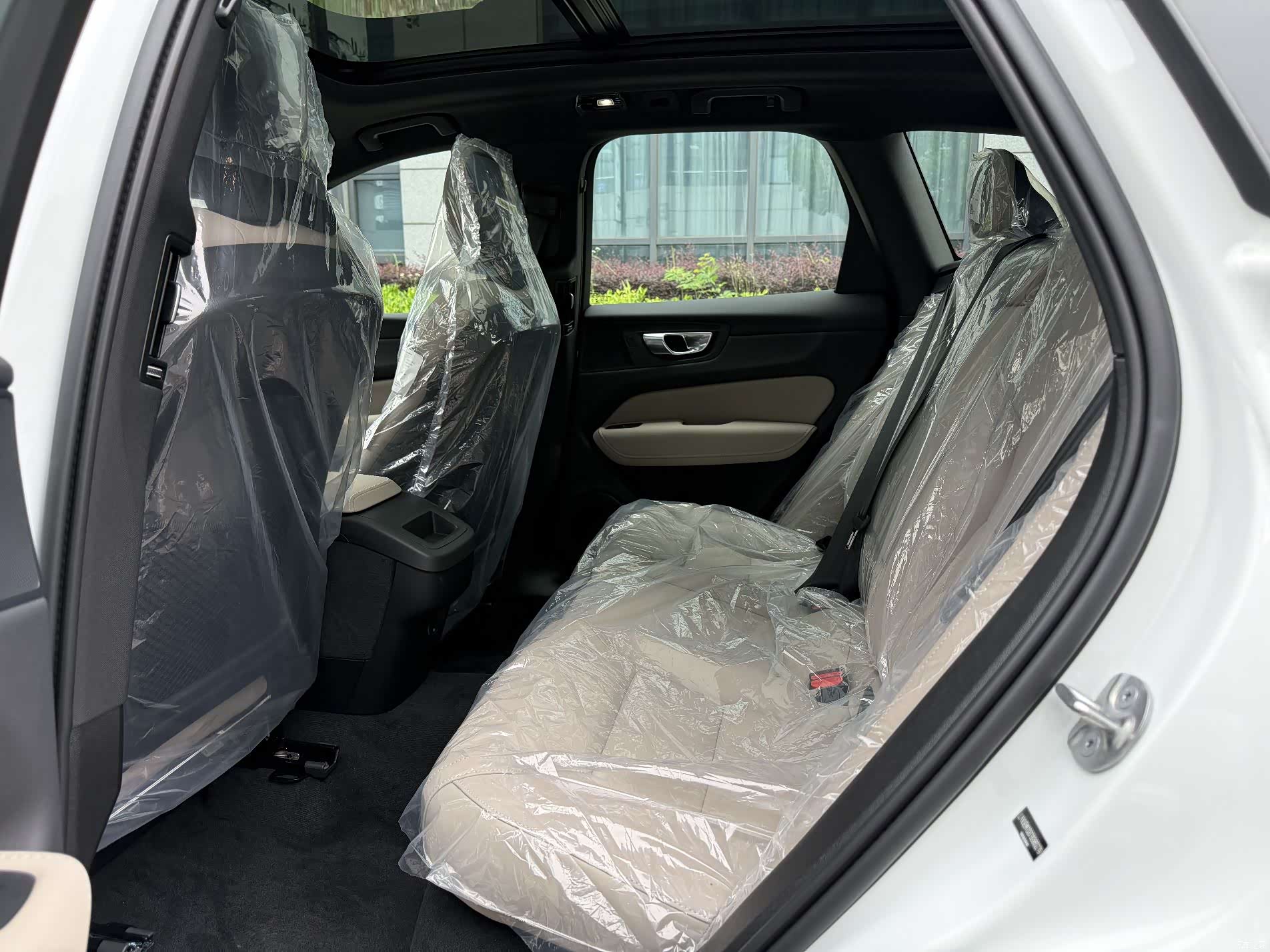 Volvo XC60, 2026 9
