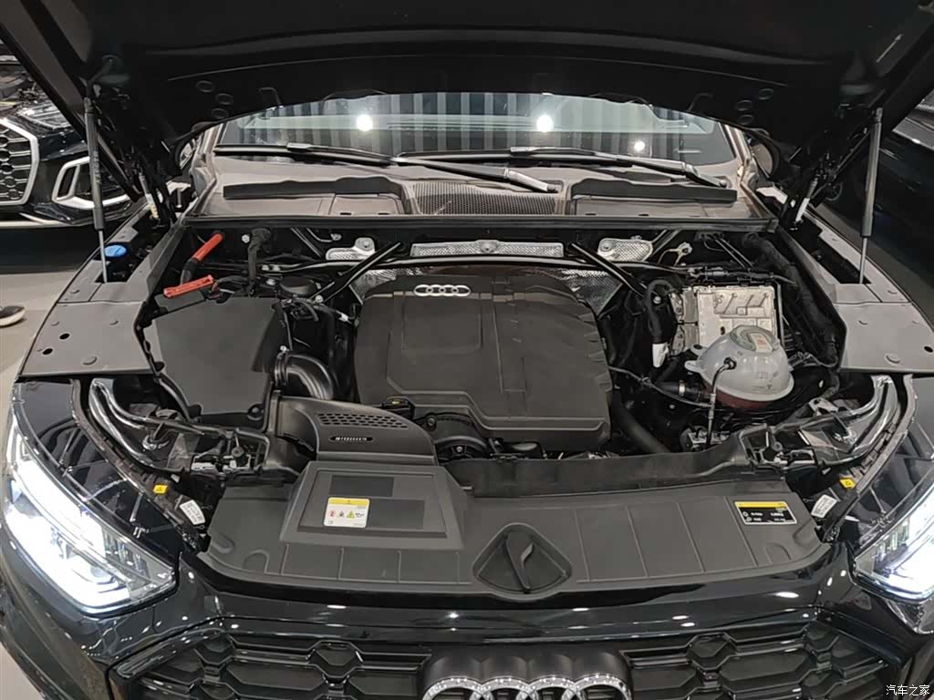 Audi Q5L, 2024 20