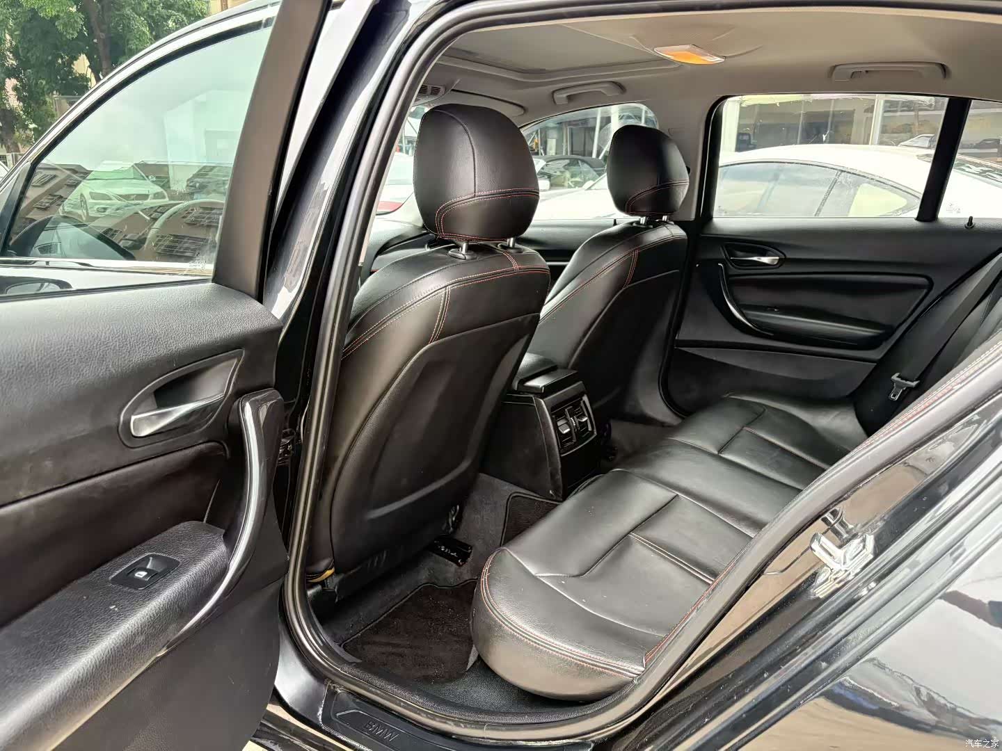 BMW 1 Series, 2012 9