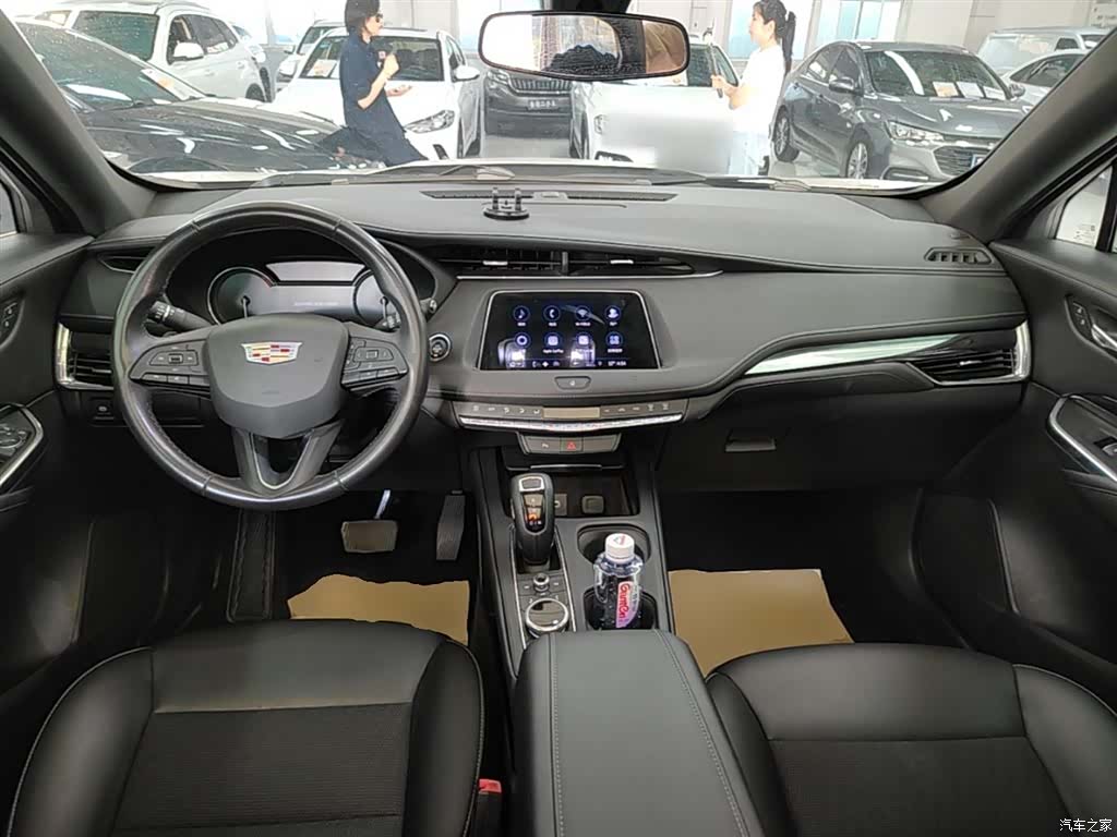 Cadillac XT4, 2019 10