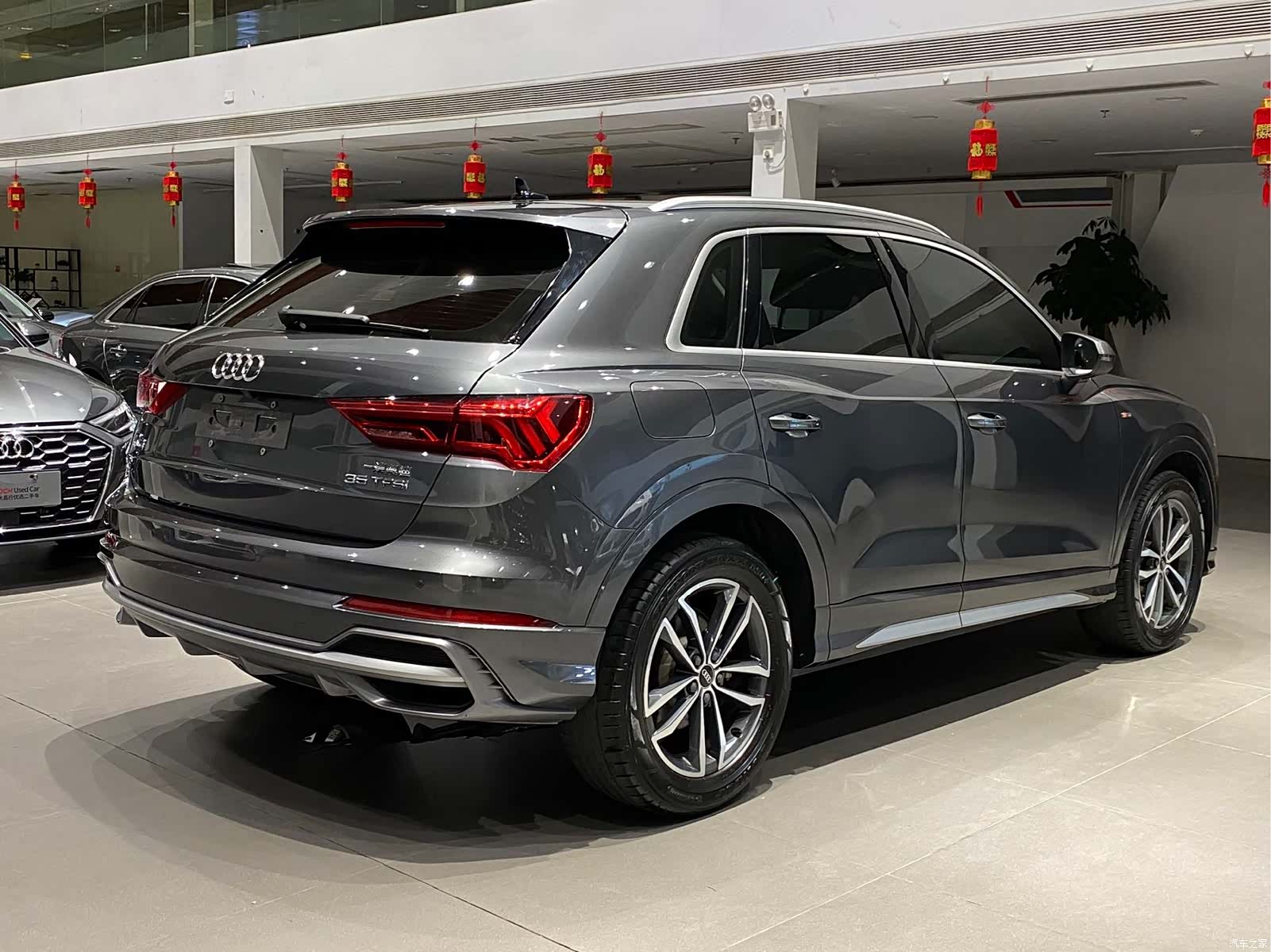 Audi Q3, 2022 4
