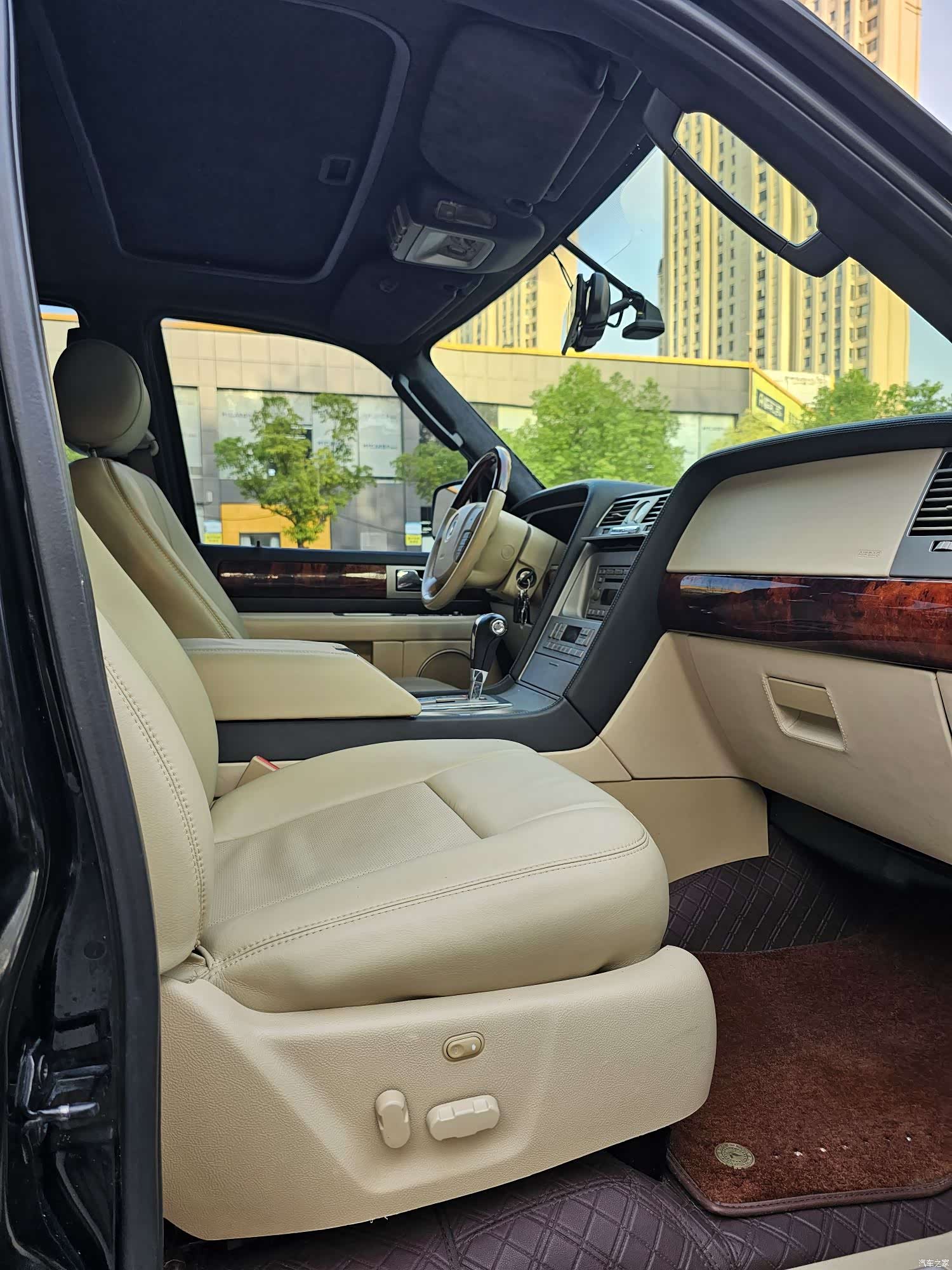 Lincoln Navigator, 2007 41