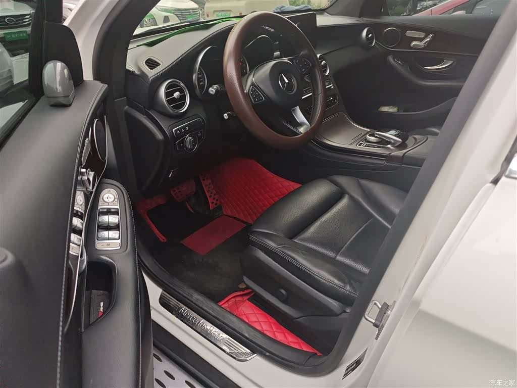 Mercedes-Benz GLC, 2018 11