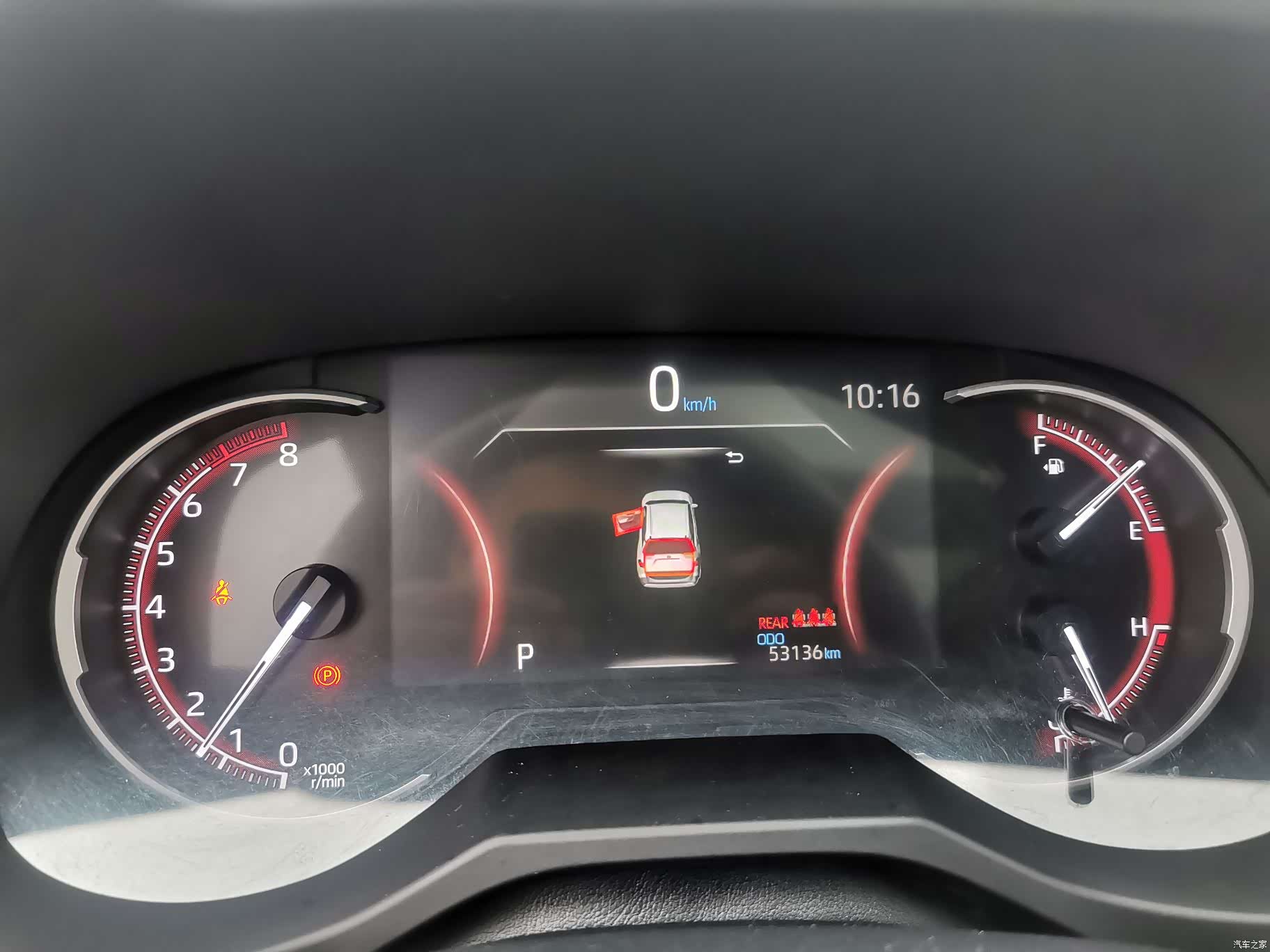 Toyota RAV4, 2022 14