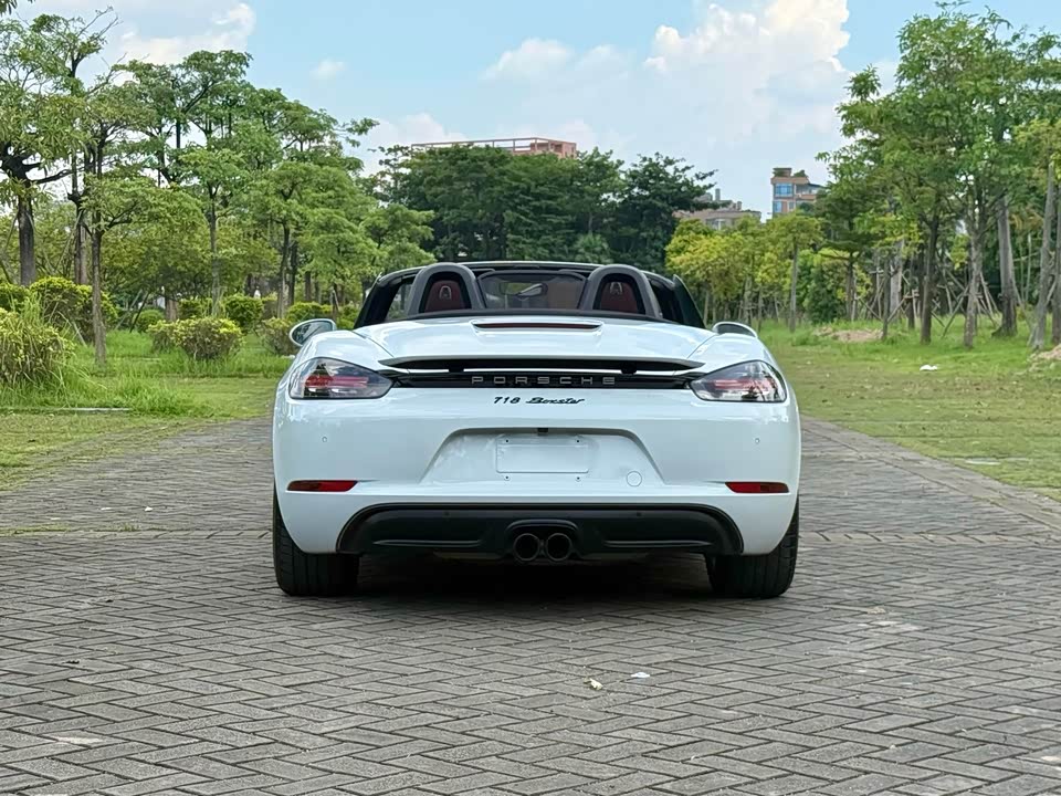 Porsche 718