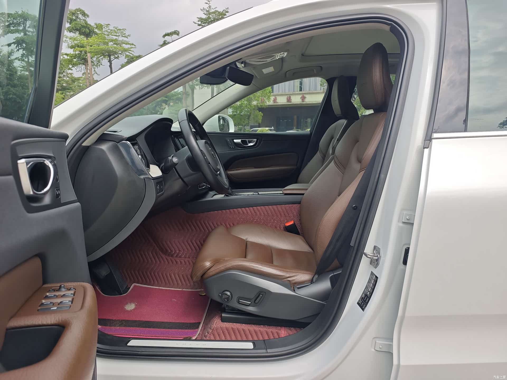 Volvo XC60, 2020 12