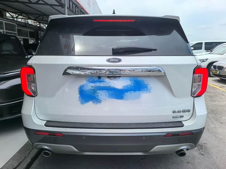 Ford Explorer Ford Explorer