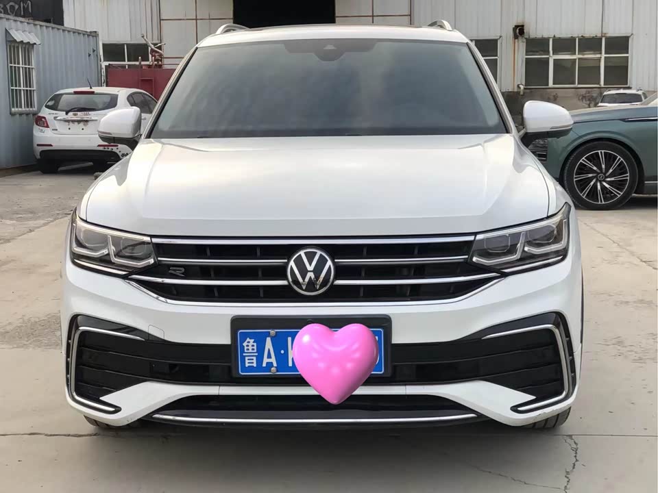 Volkswagen Tiguan L