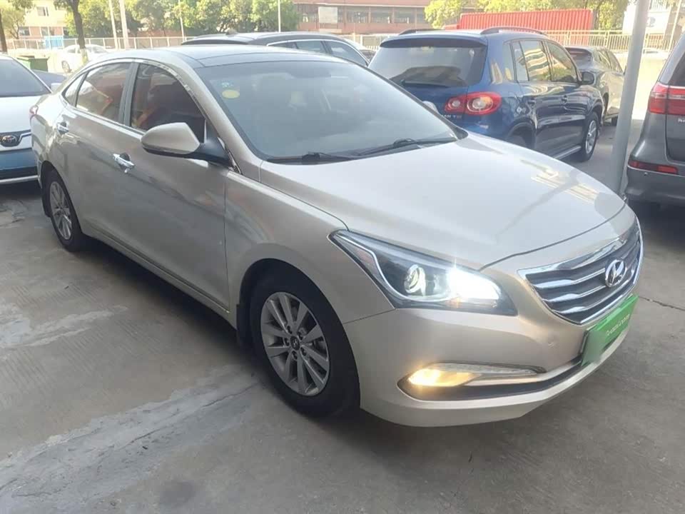 Hyundai Name picture