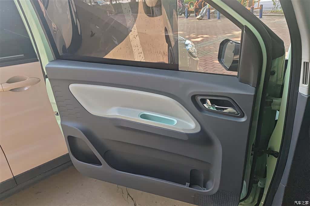 Wuling MINIEV, 2023 7