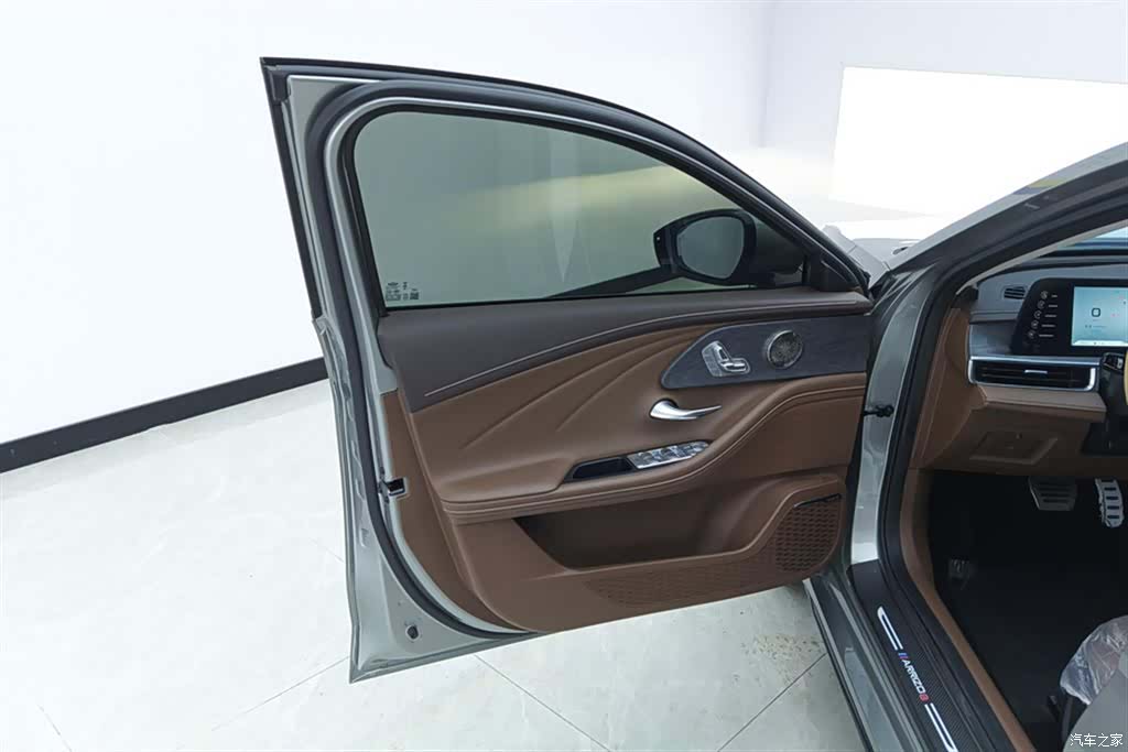 Chery Arrizo 8, 2024 7
