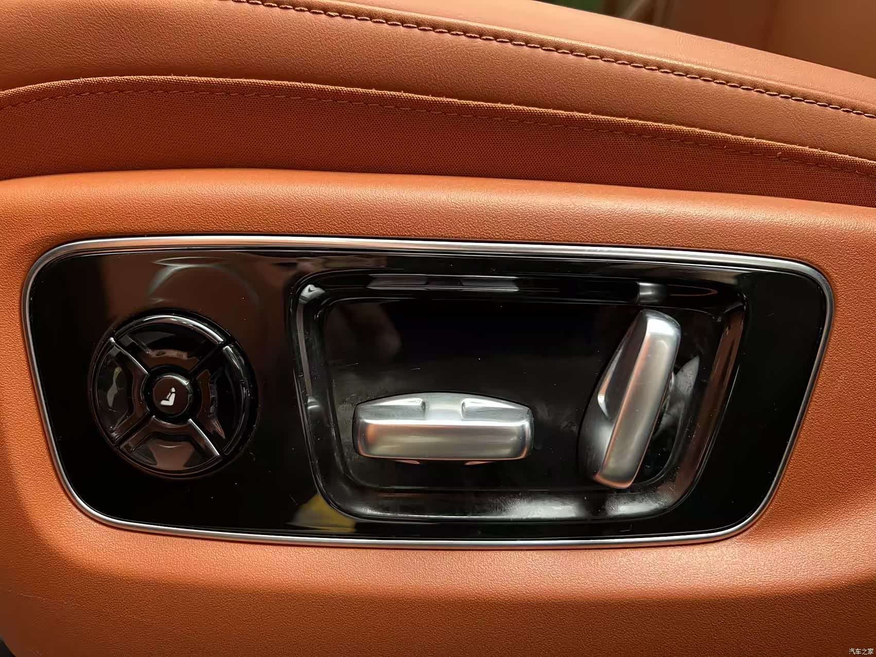 Li Auto L8, 2025 11