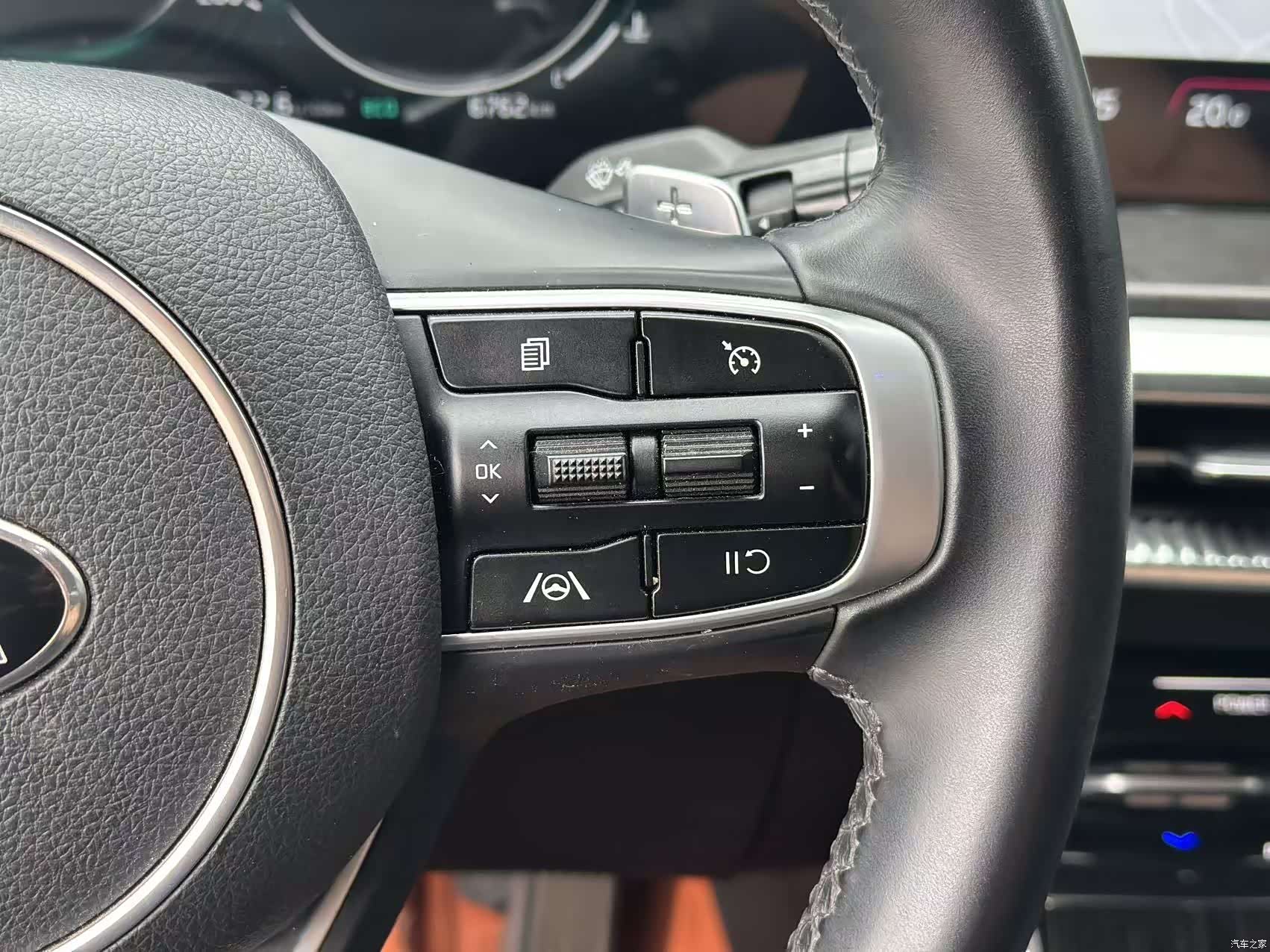 Kia K5, 2022 14