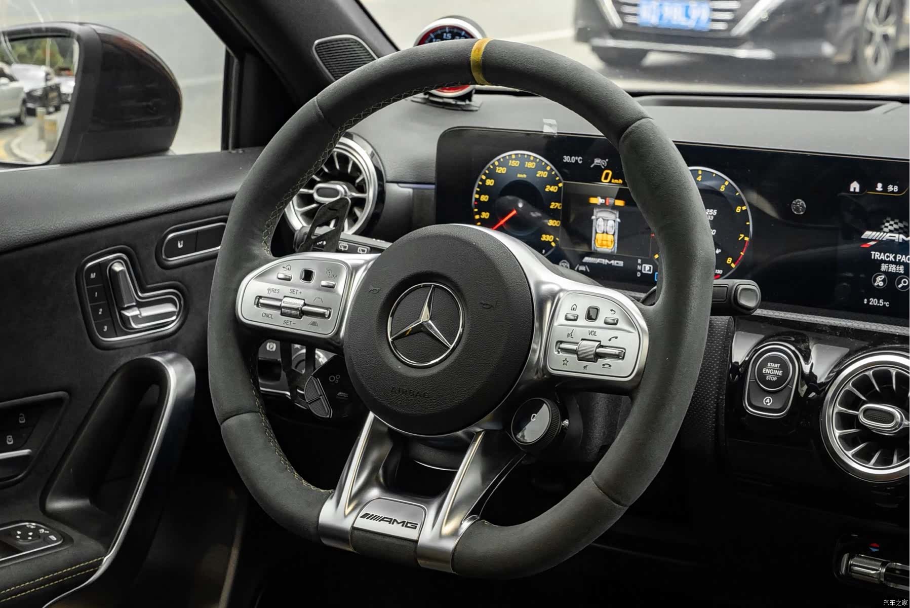 Mercedes-Benz A-Class, 2021 4