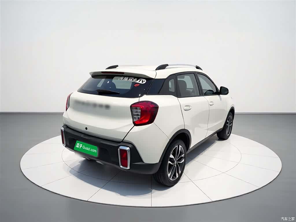 BAIC Q35, 2017 7