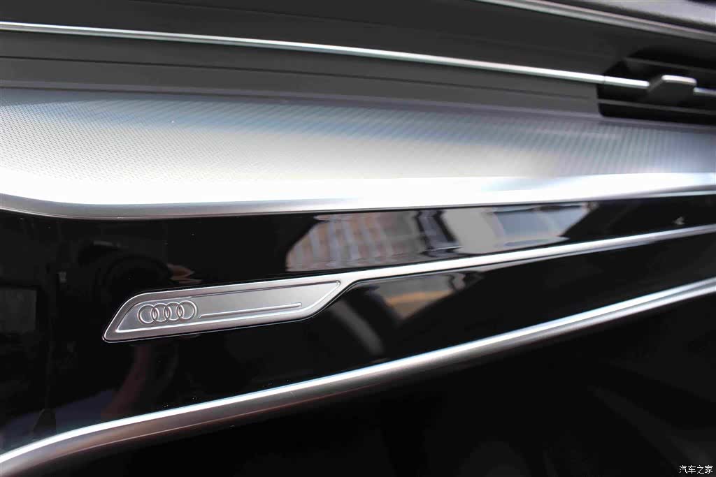 Audi A6L, 2019 10