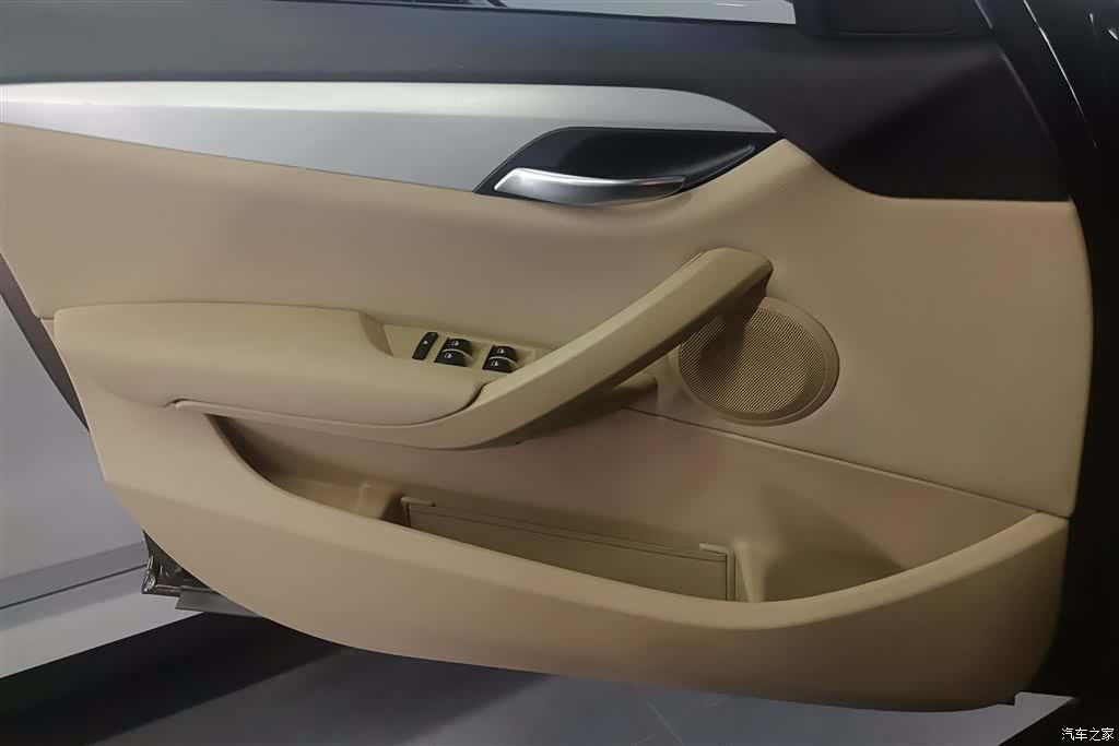 BMW X1, 2015 7