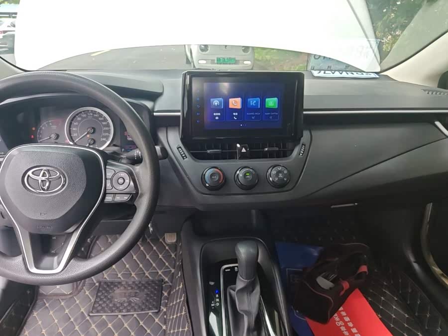Toyota Corolla 2023, фото 9