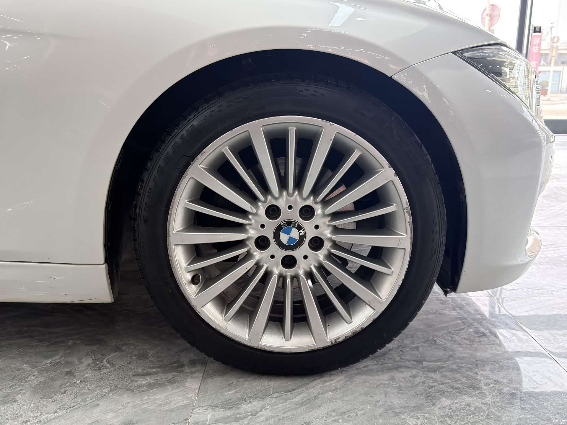 BMW 3 Series, 2018 все фото