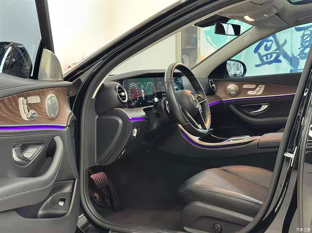Mercedes-Benz E-Class, 2021 19