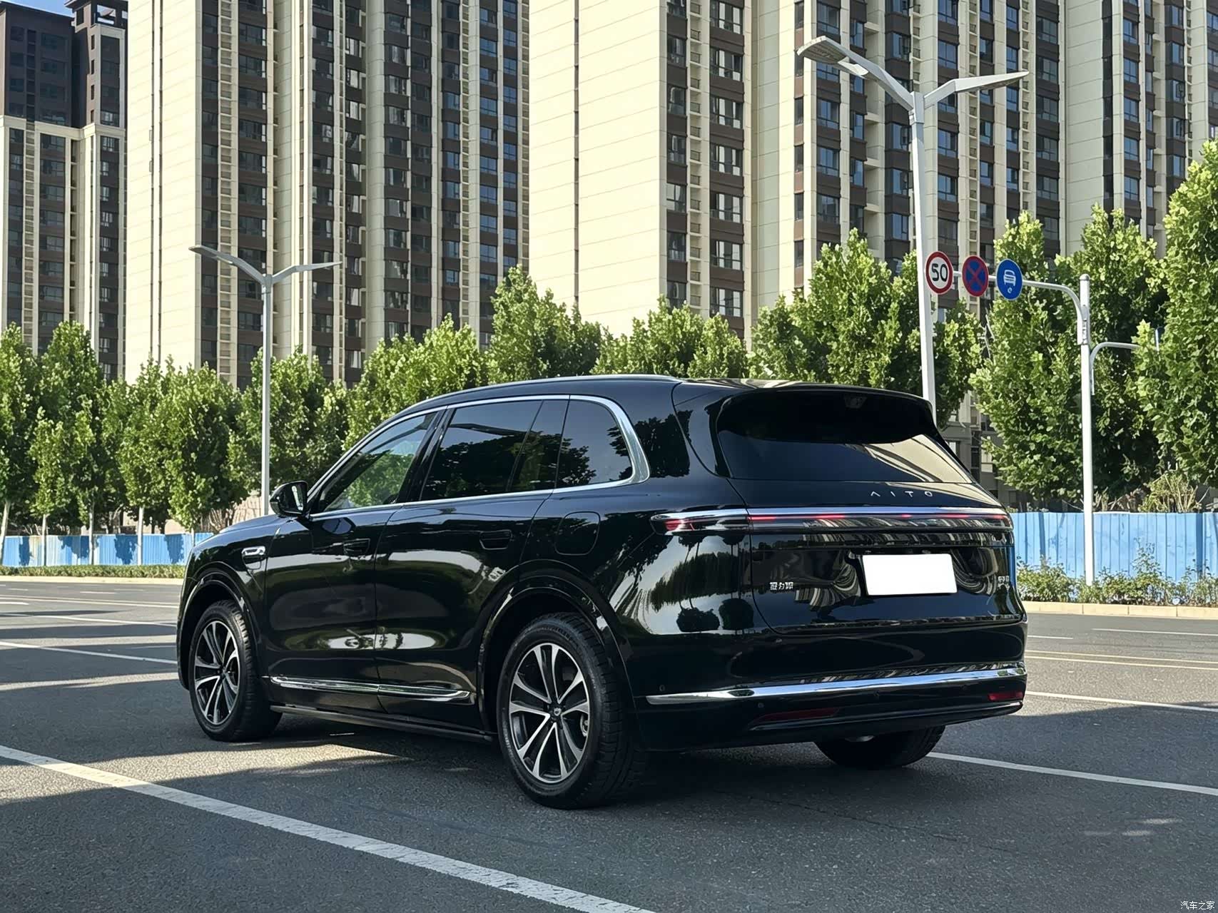 AITO M7, 2025 4
