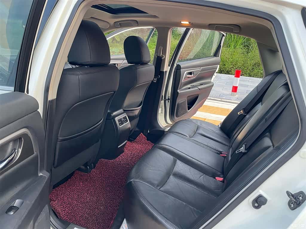 Nissan Teana, 2014 8