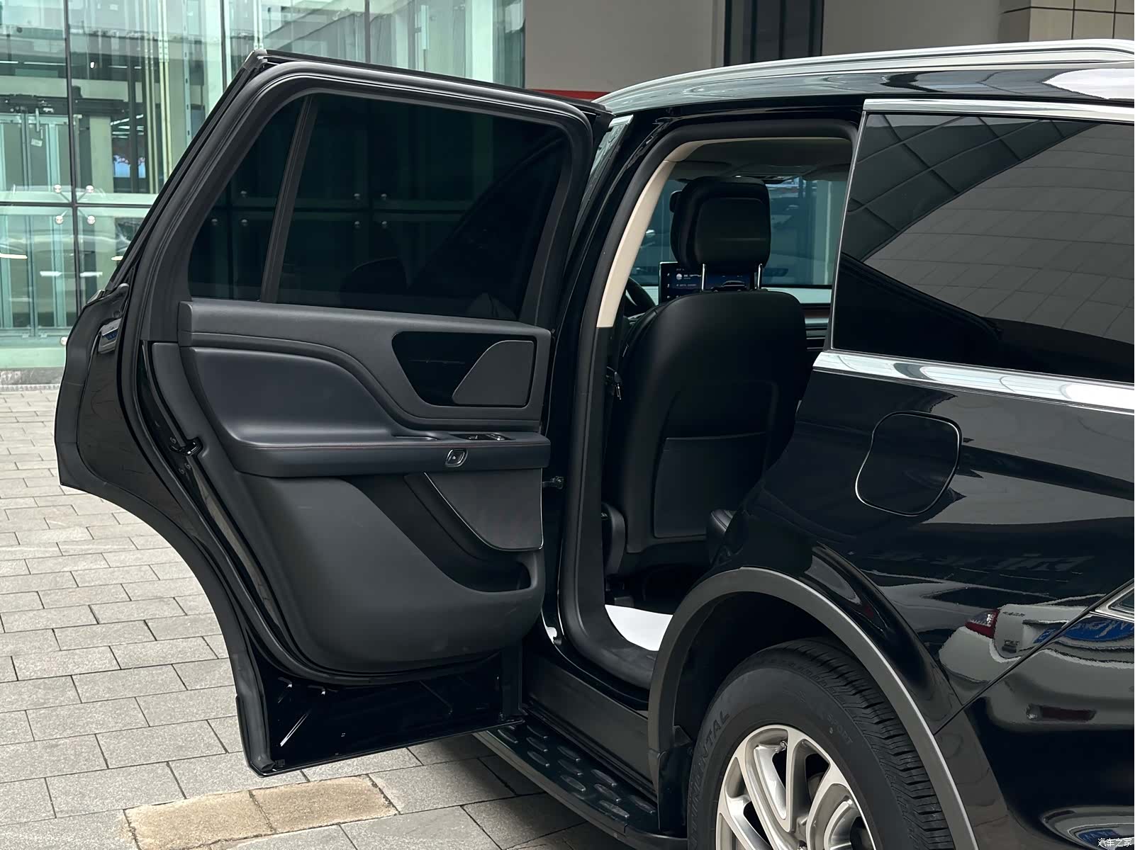 Lincoln Aviator, 2020 11