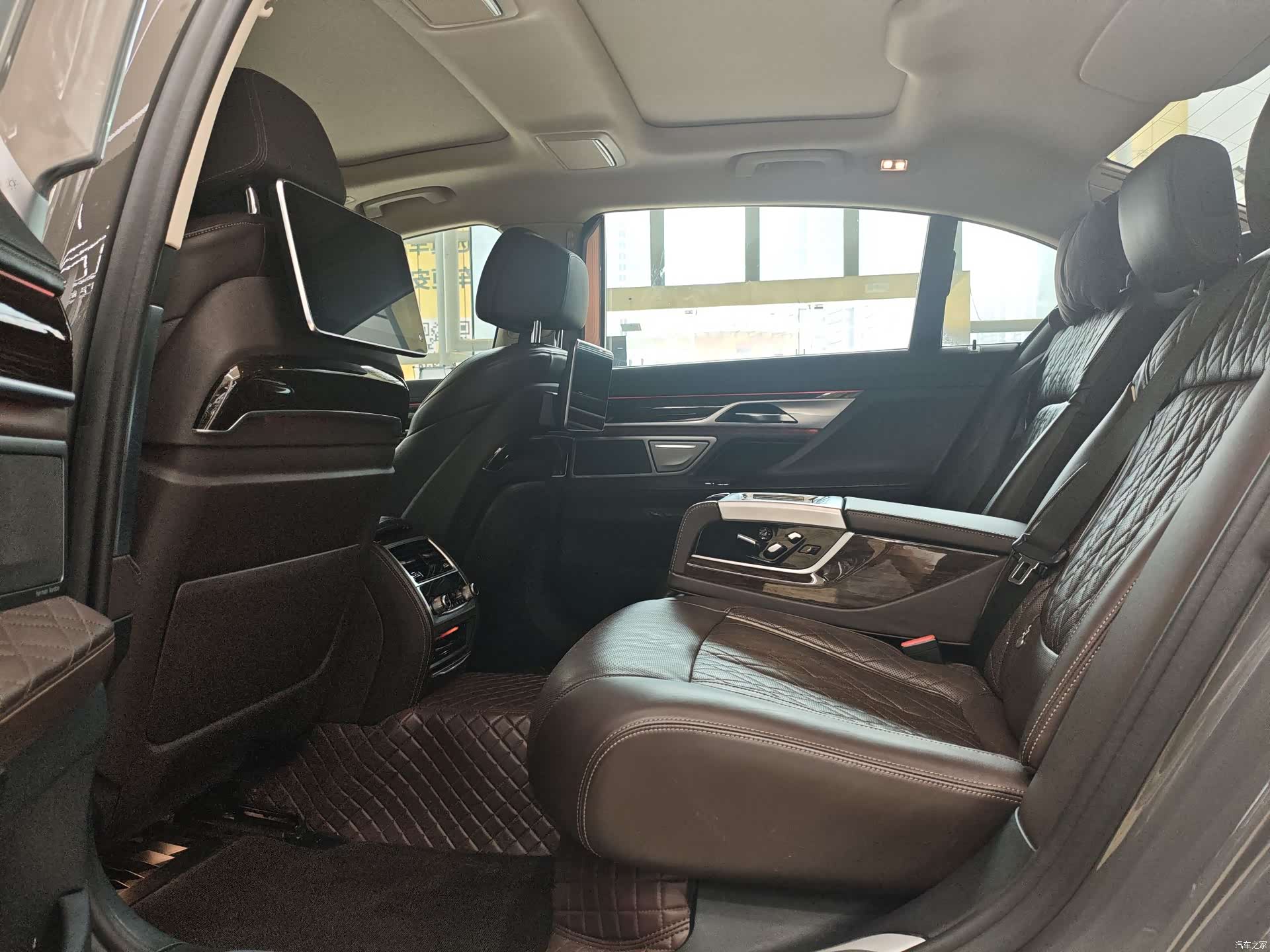 BMW 7 Series, 2019 9